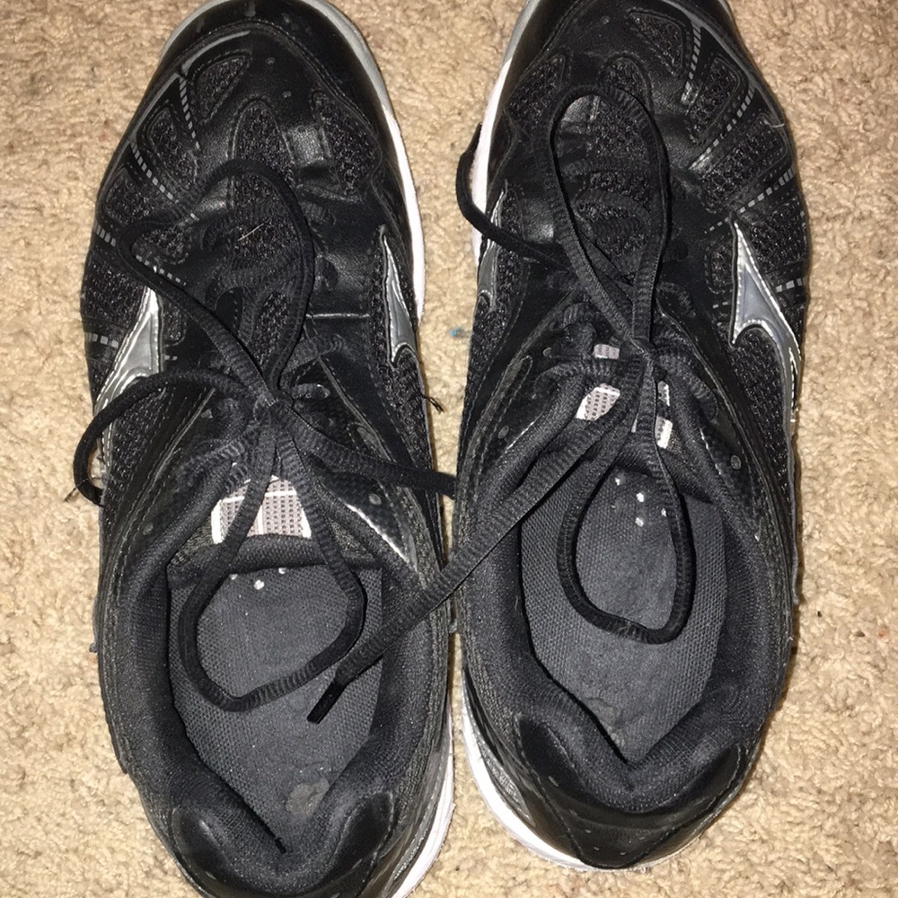 Mizuno wave volleyball shoes
